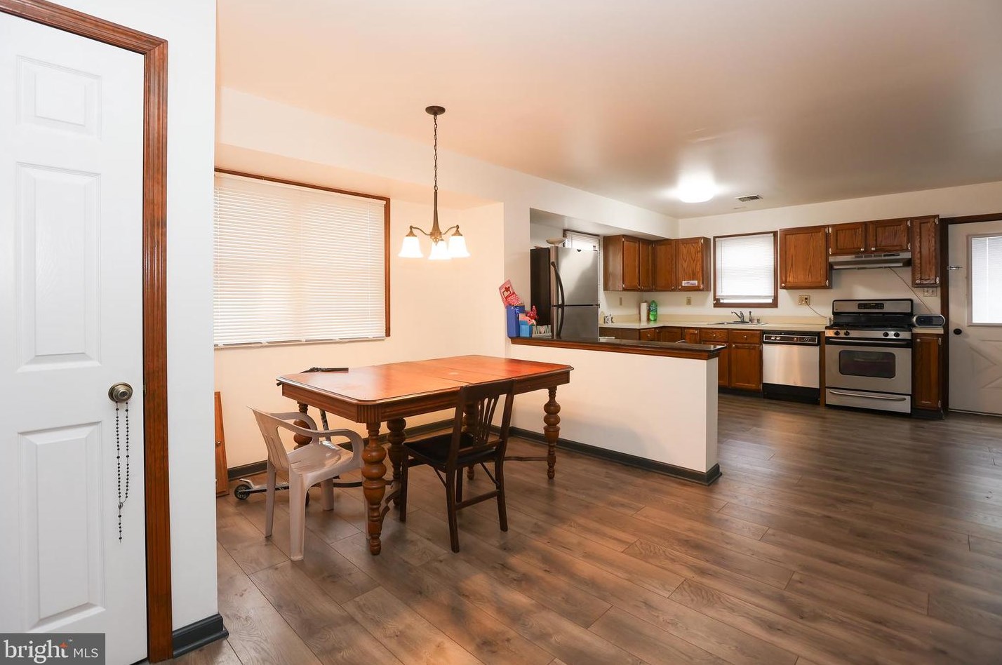 12 5th St, Norristown PA  19405-1102 exterior