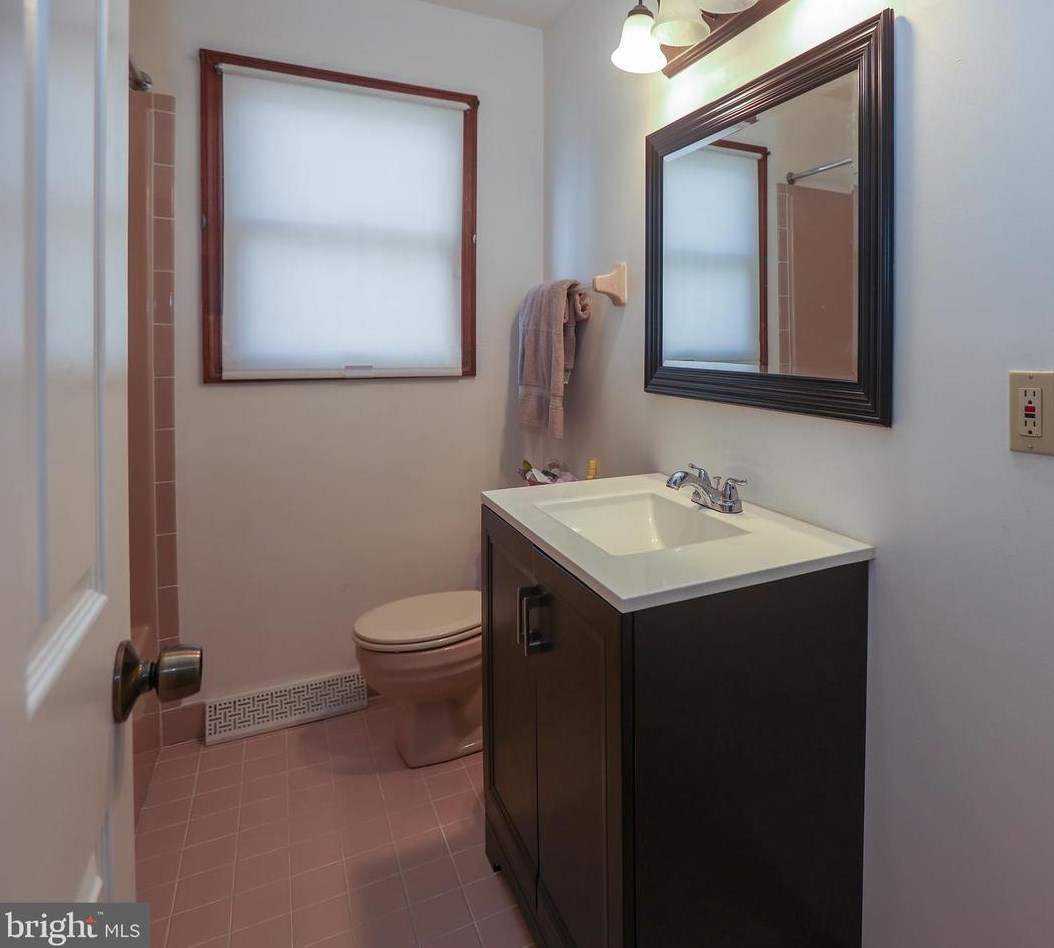 12 5th St, Norristown PA  19405-1102 exterior