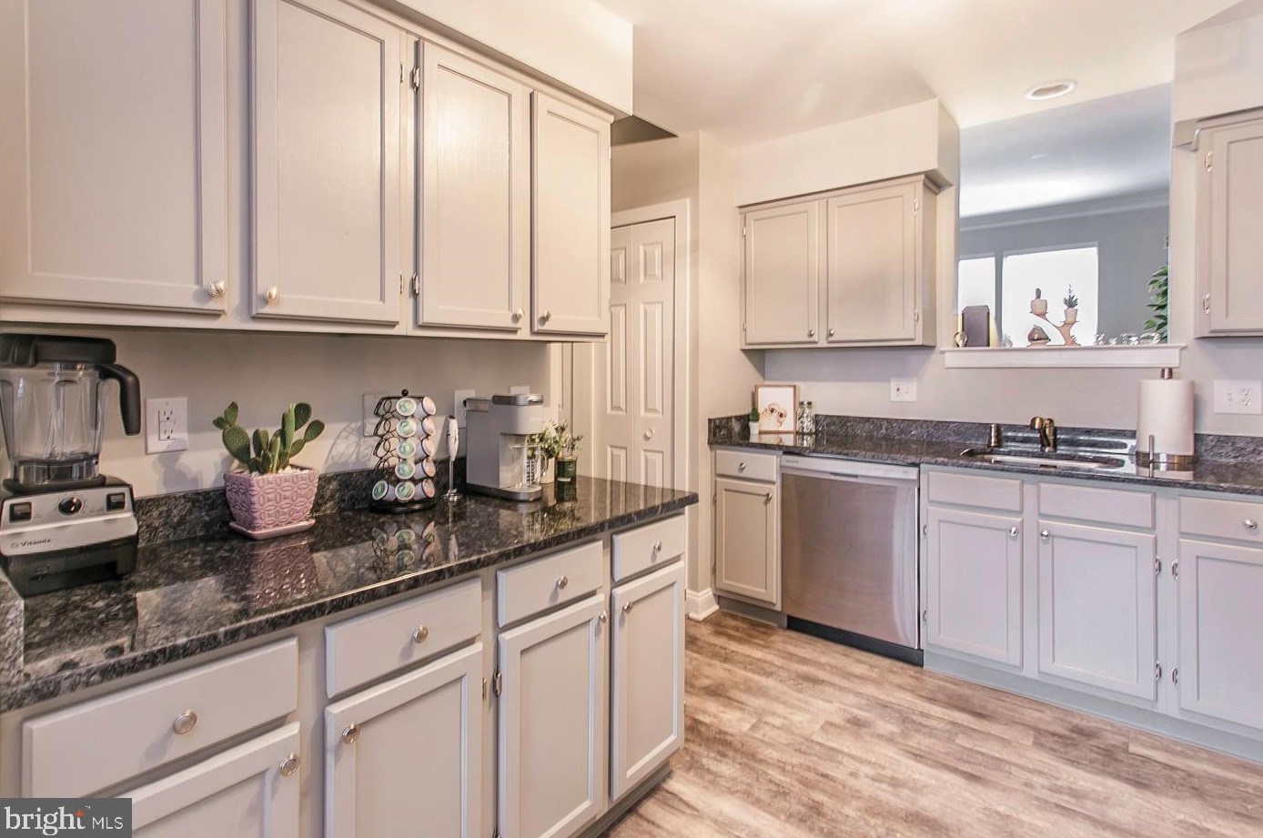 135 Barley Sheaf Dr, Norristown PA  19403-5302 exterior