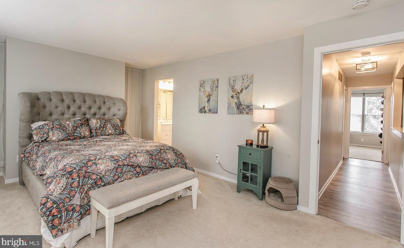 135 Barley Sheaf Dr, Norristown PA  19403-5302 exterior