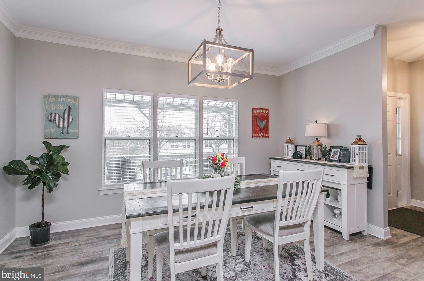 135 Barley Sheaf Dr, Norristown PA  19403-5302 exterior