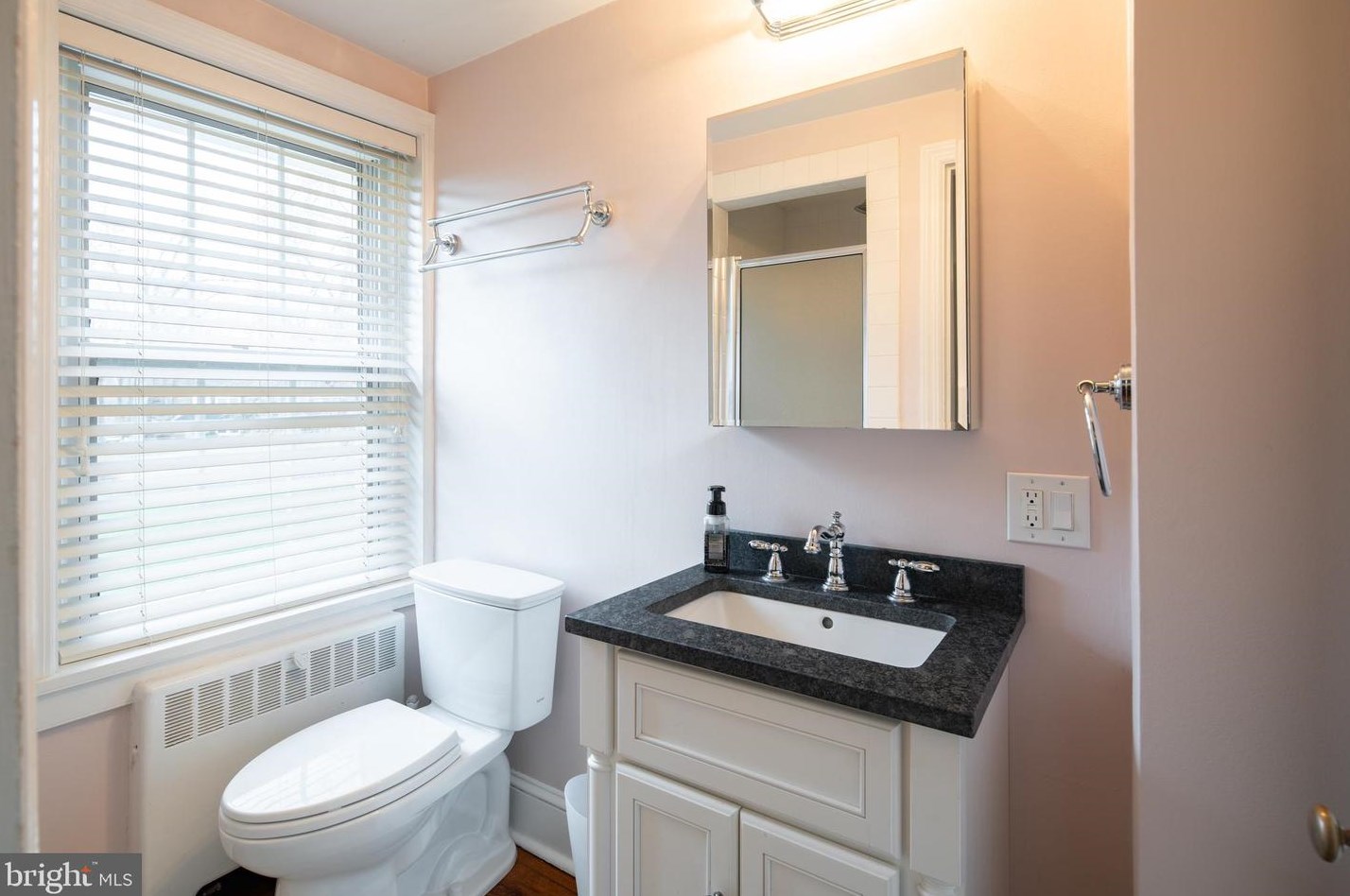 2045 Terwood Rd, Huntingdon Valley PA  19006-5503 exterior