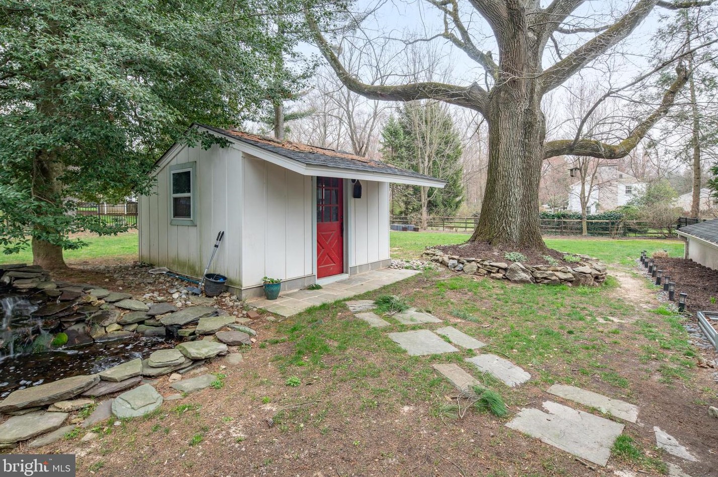 2045 Terwood Rd, Huntingdon Valley PA  19006-5503 exterior