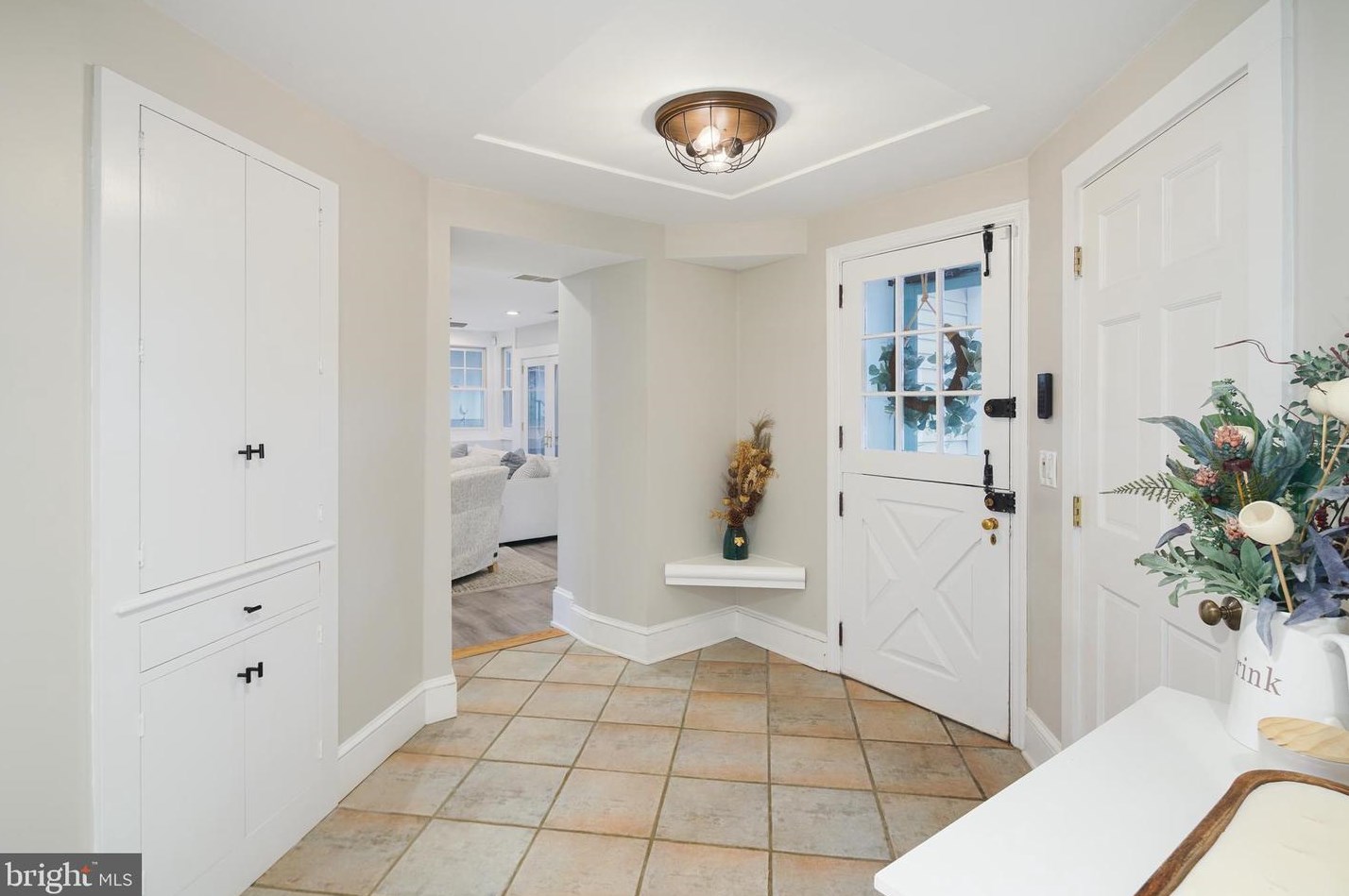2045 Terwood Rd, Huntingdon Valley PA  19006-5503 exterior