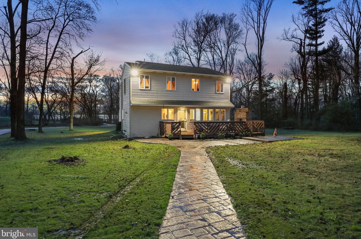 729 Butler Pike, Prospectville PA  19002-2309 exterior