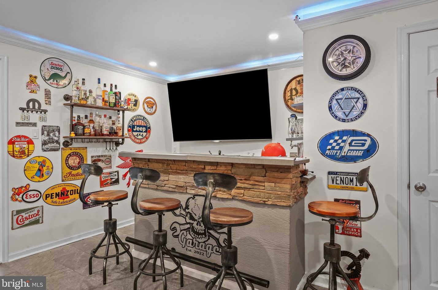 729 Butler Pike, Prospectville PA  19002-2309 exterior