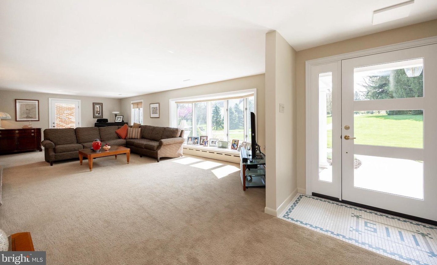 1115 Hollow Rd, Collegeville PA  19426-1516 exterior
