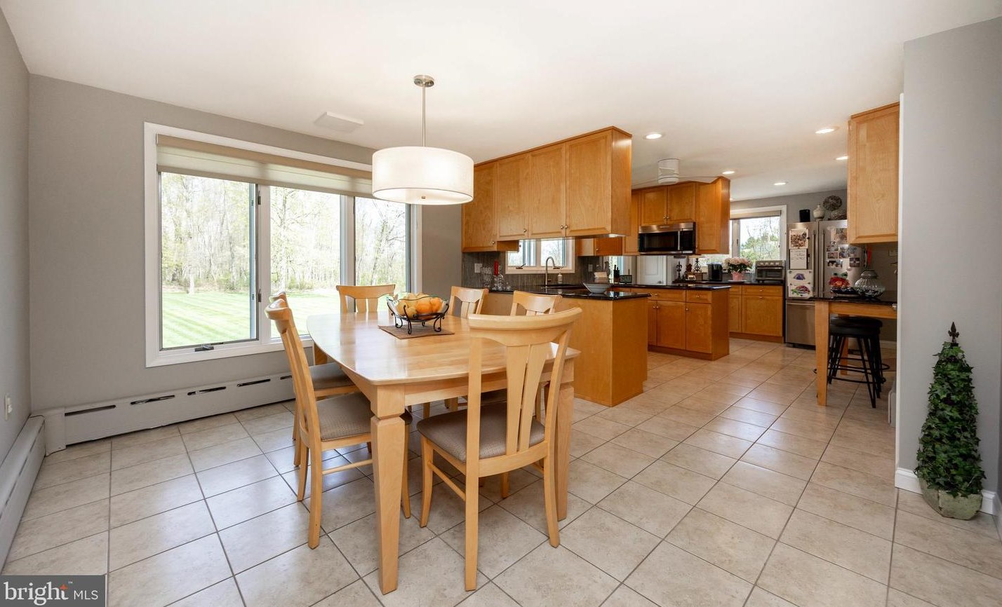 1115 Hollow Rd, Collegeville PA  19426-1516 exterior
