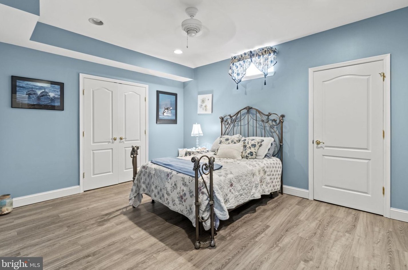 1902 Black Hawk Cir, Norristown PA  19403-1869 exterior