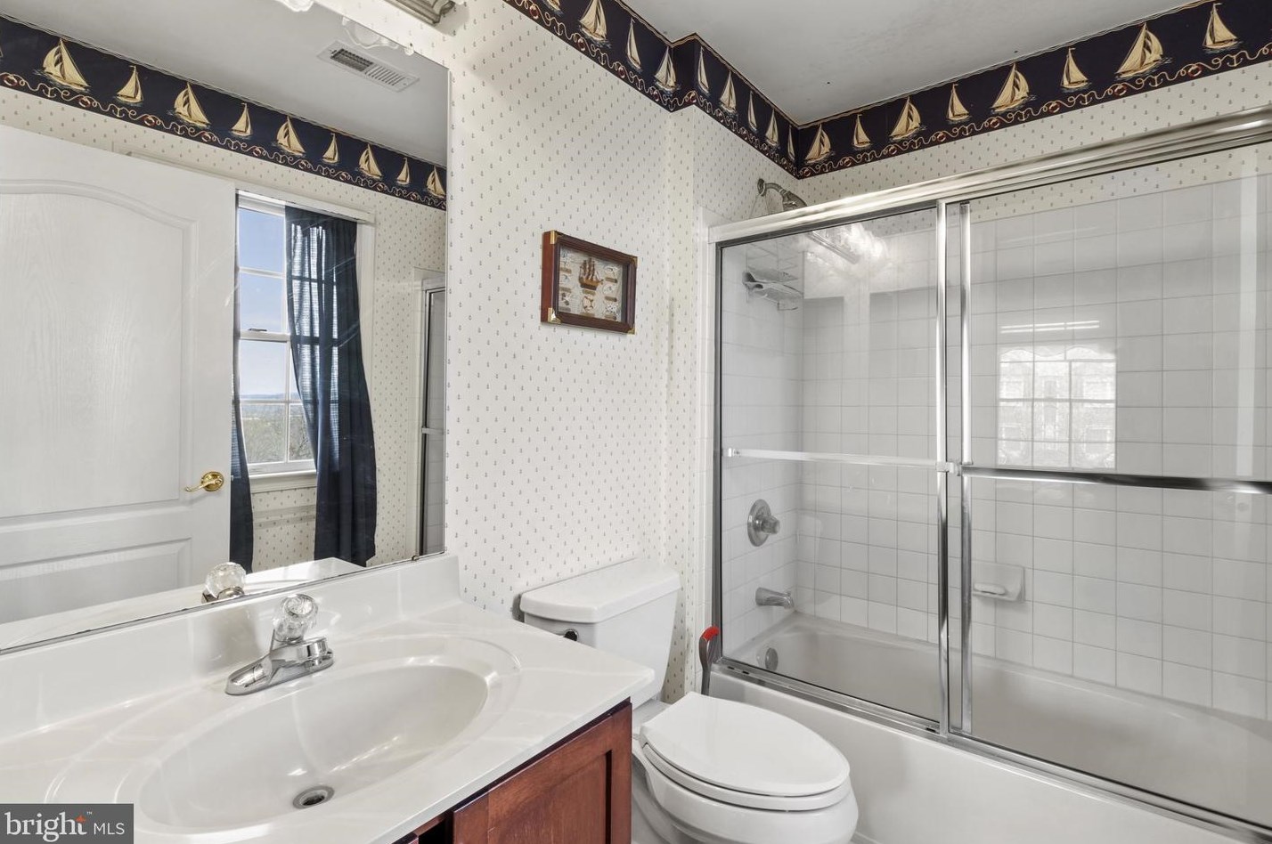 1902 Black Hawk Cir, Norristown PA  19403-1869 exterior