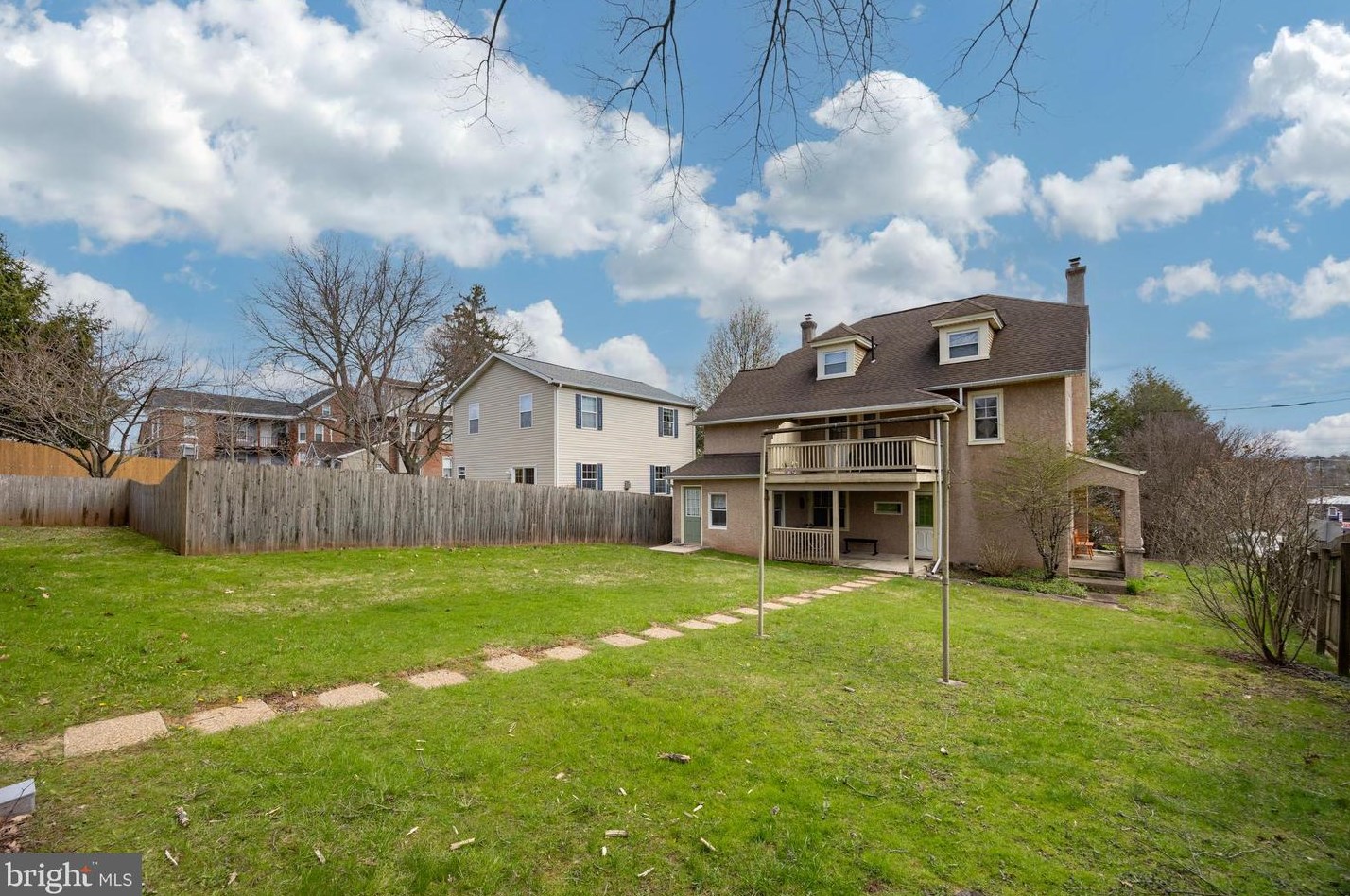 209 Centennial St, Collegeville PA  19426-1813 exterior