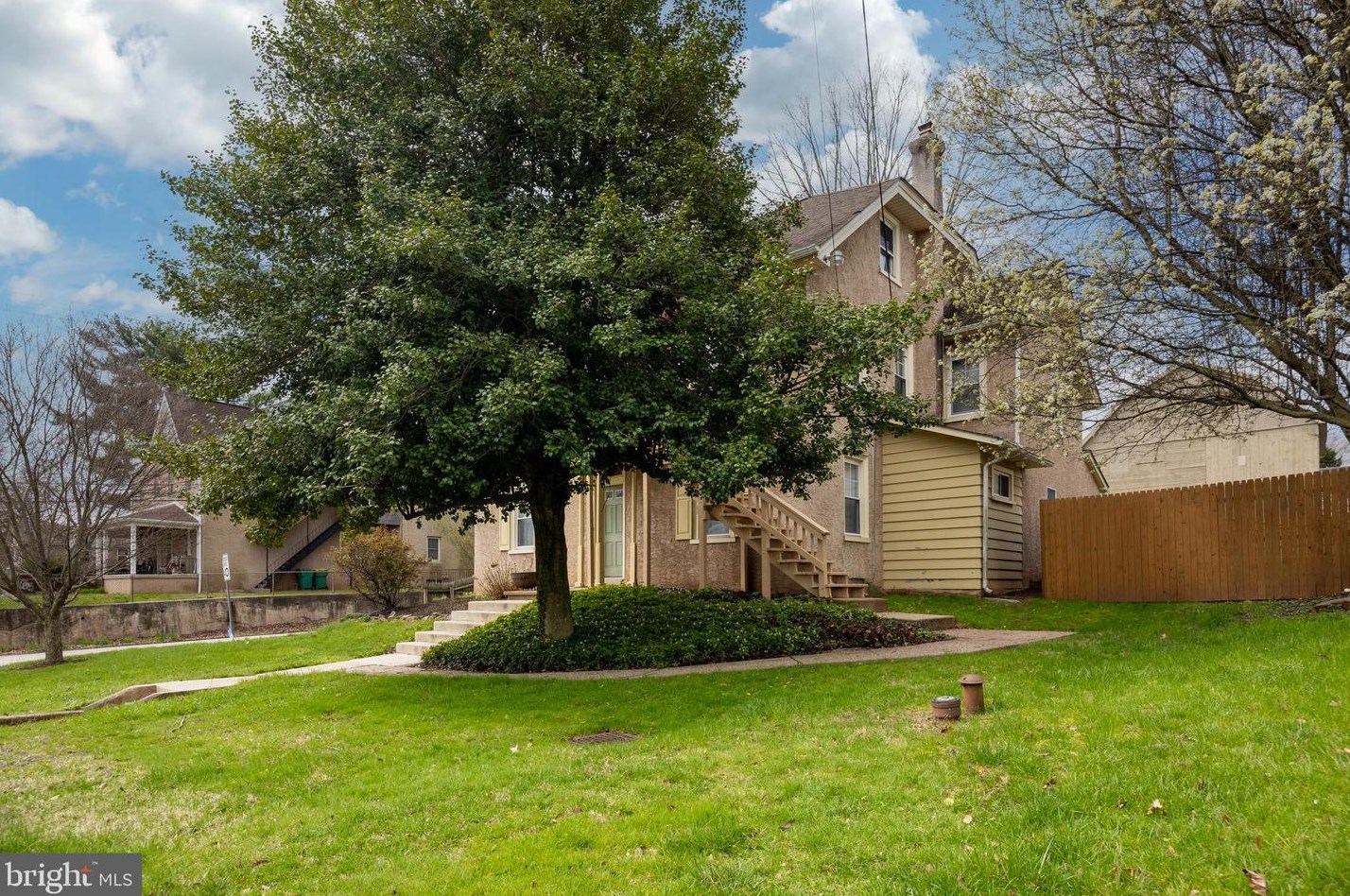 209 Centennial St, Collegeville PA  19426-1813 exterior