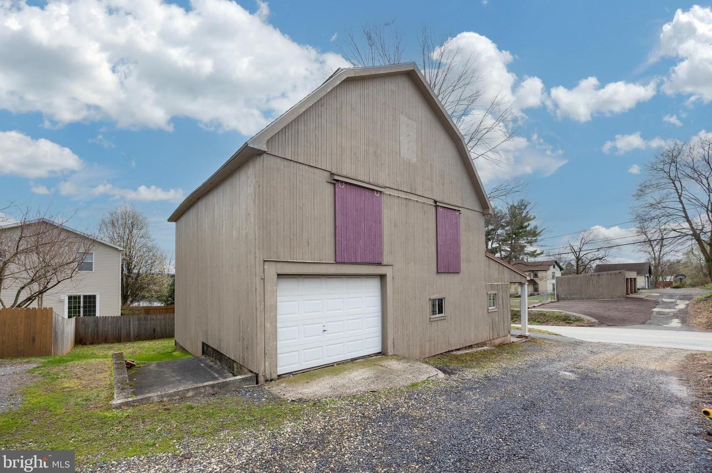 209 Centennial St, Collegeville PA  19426-1813 exterior