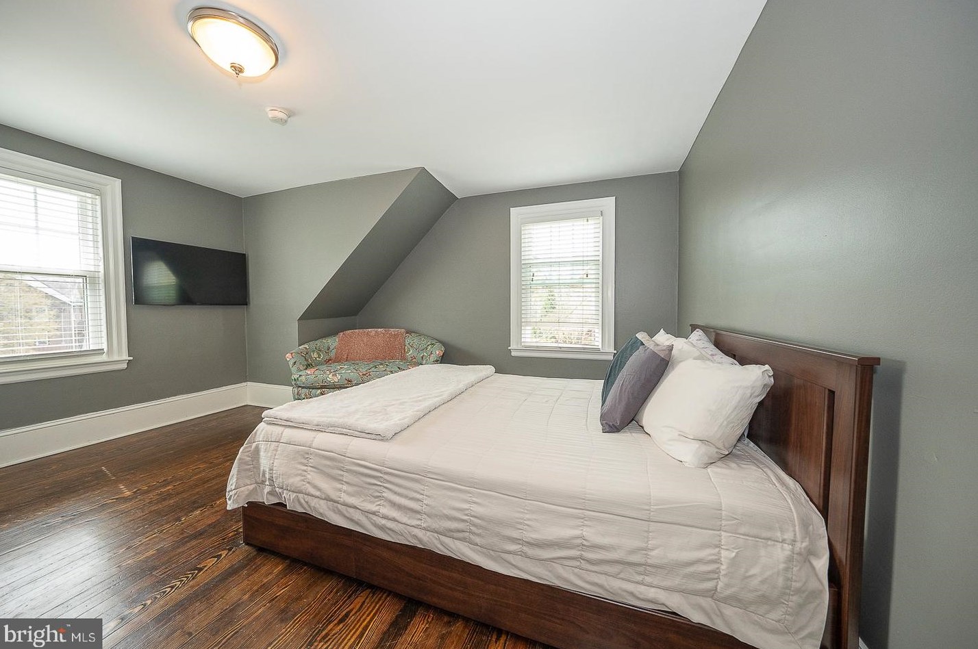 547 Barrett Ave, Haverford PA  19041-1401 exterior