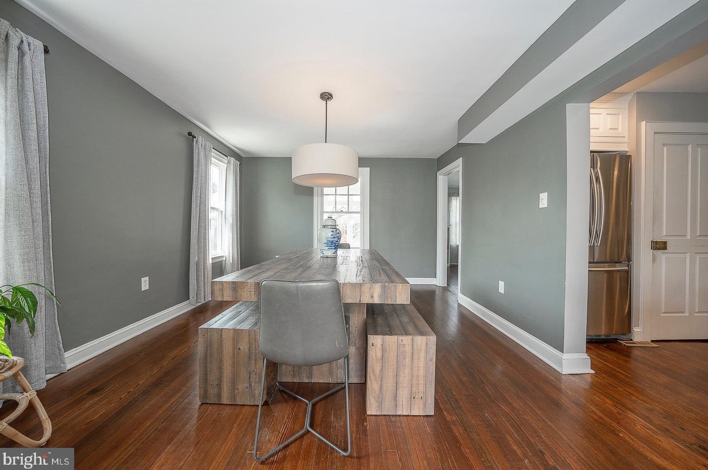 547 Barrett Ave, Haverford PA  19041-1401 exterior