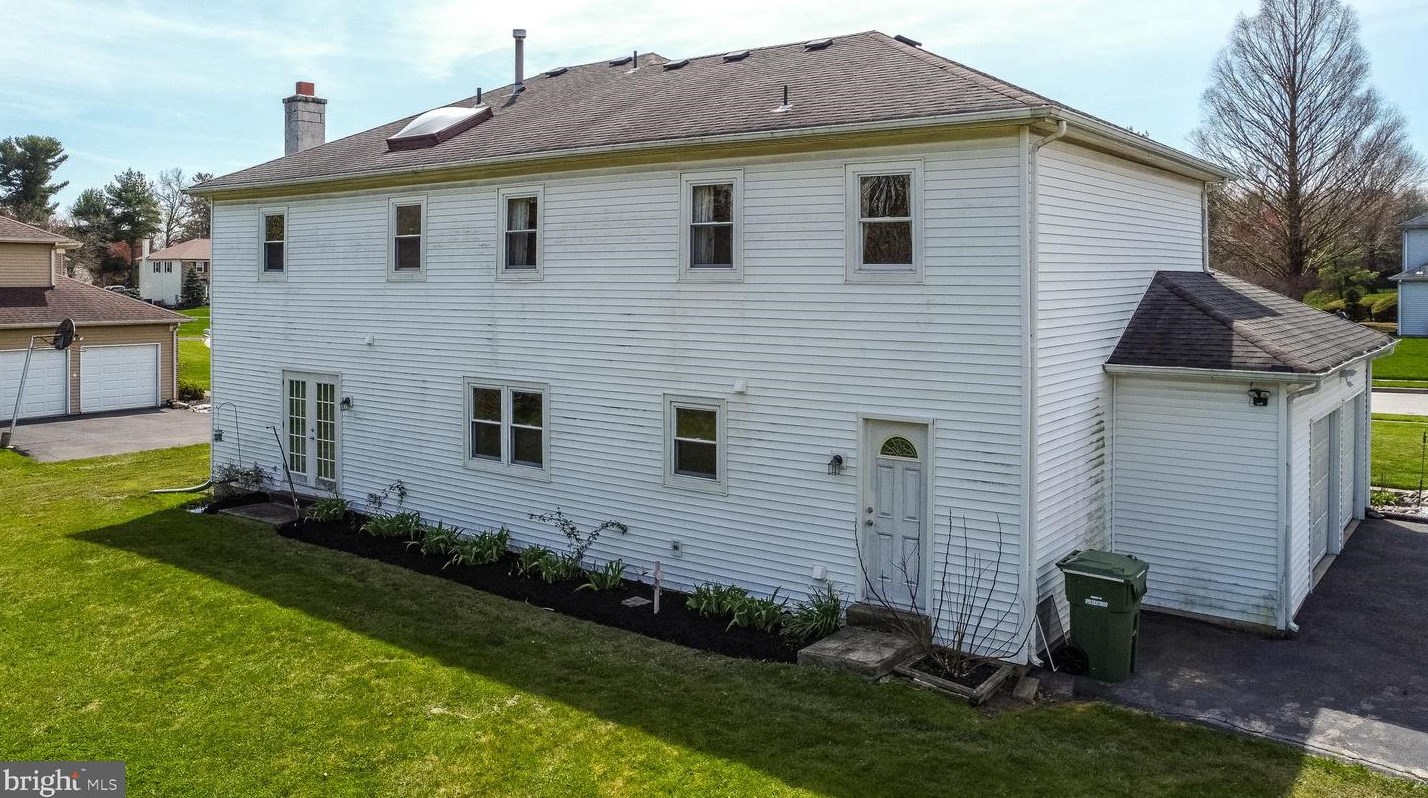 1745 Waterford Way, Prospectville PA 19002-3159 exterior