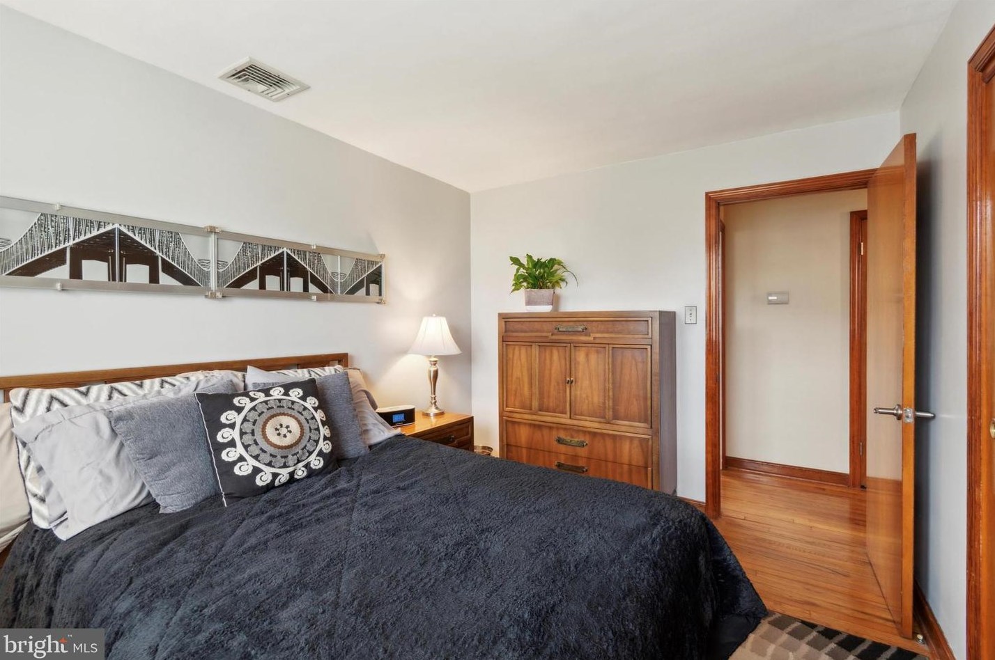 2757 Belmont Ave, Norristown PA  19403-1679 exterior