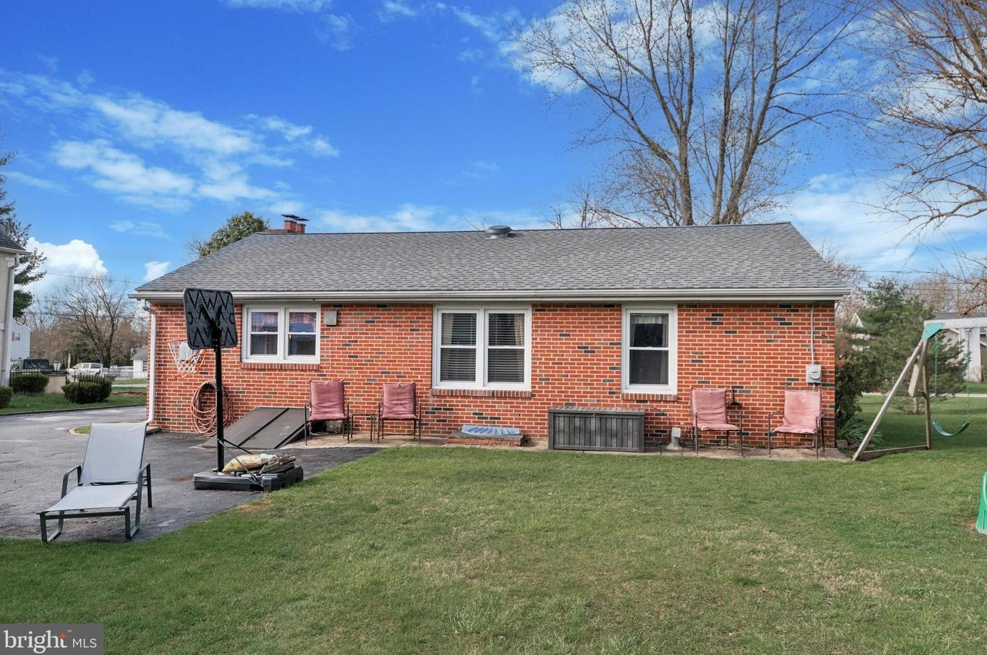 2757 Belmont Ave, Norristown PA  19403-1679 exterior