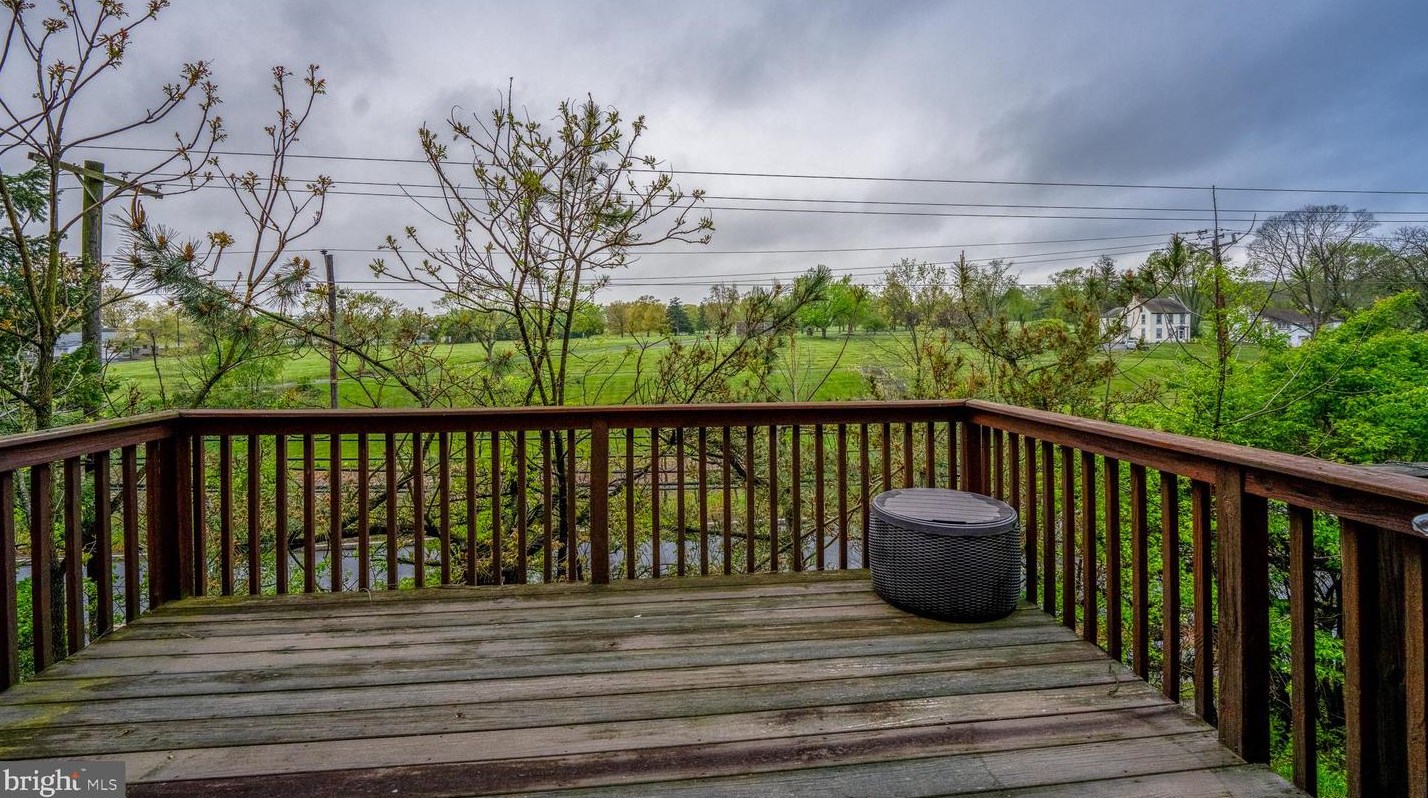 700 Farmington Ave, Pottstown PA 19464-4556 exterior