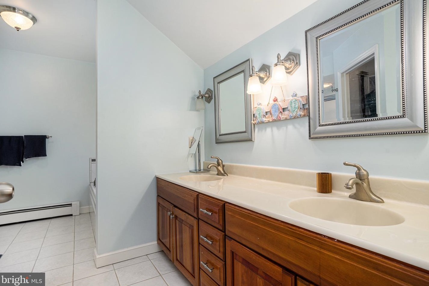 1110 Wilson St, Pottstown PA  19464-4466 exterior