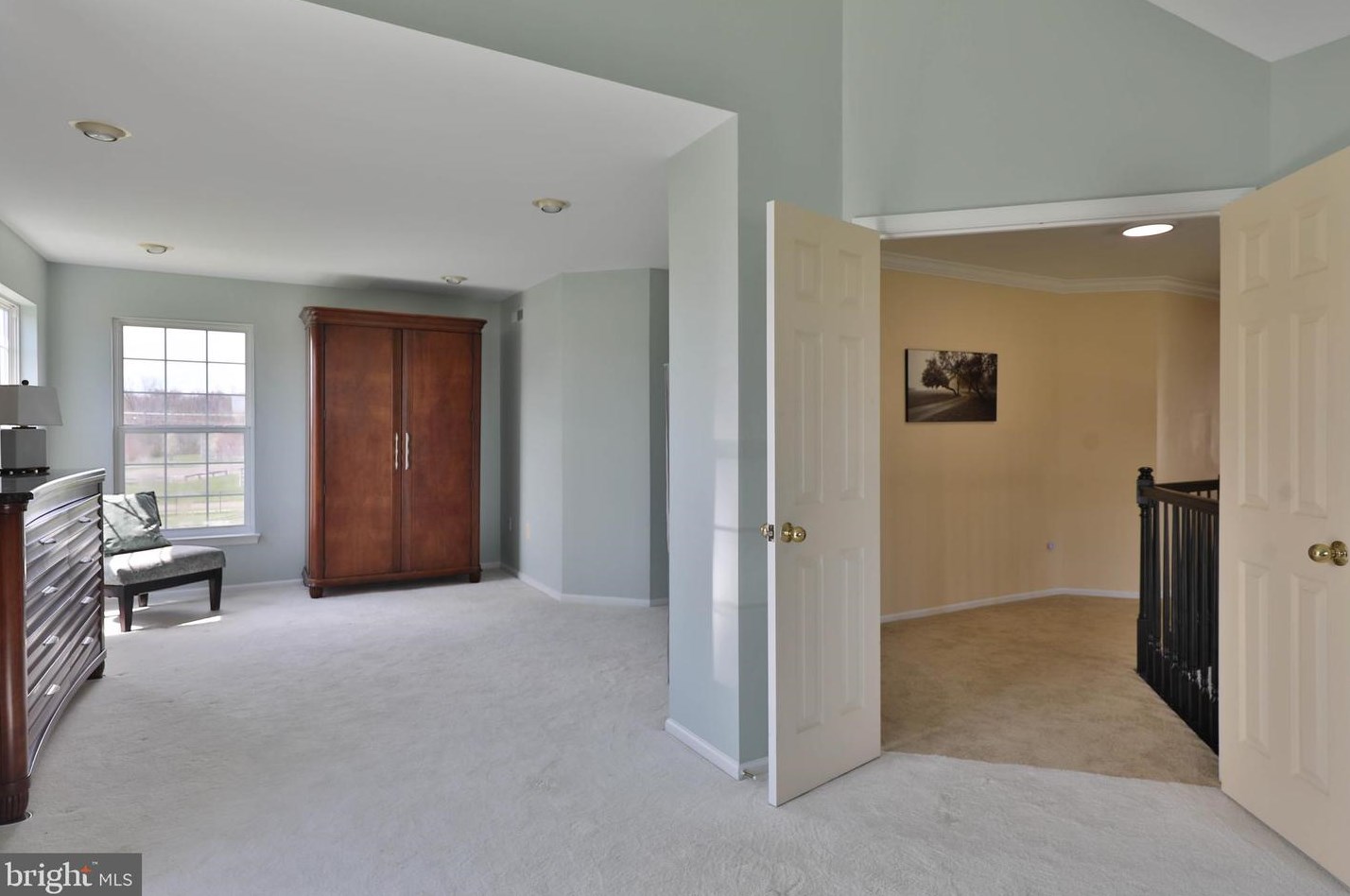 149 Raven Hollow Dr, North Wales PA  19454-4429 exterior