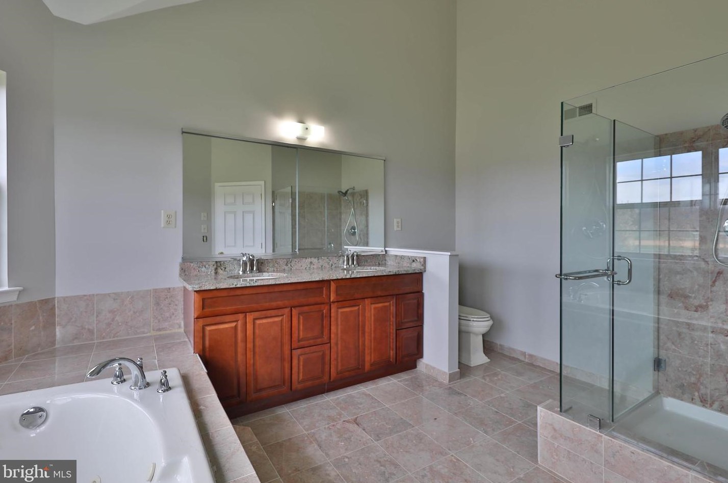 149 Raven Hollow Dr, North Wales PA  19454-4429 exterior