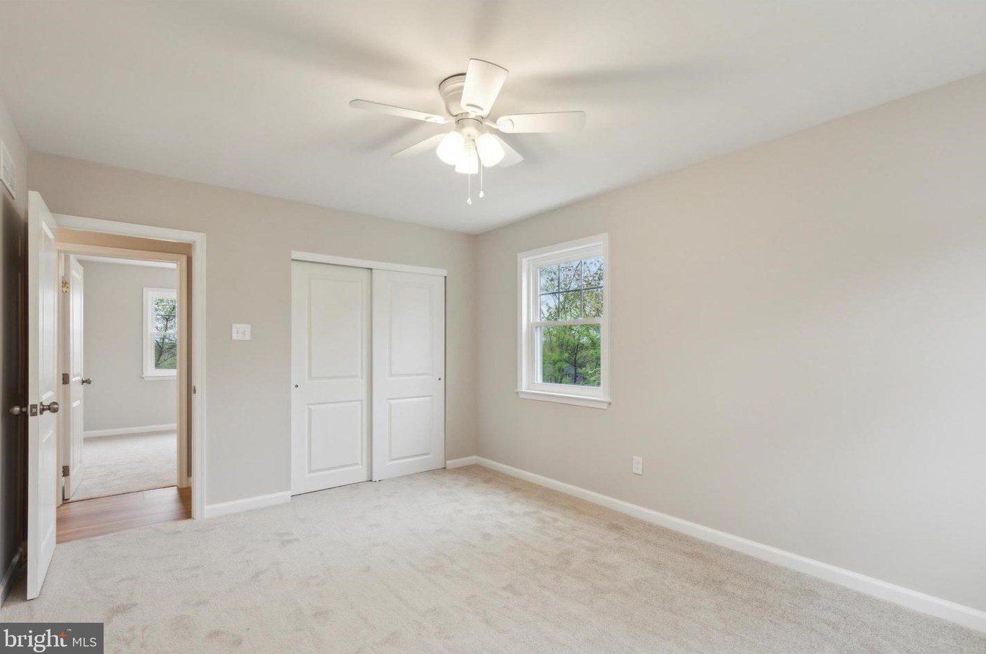 612 Mockingbird Ln, Norristown PA  19403-1916 exterior