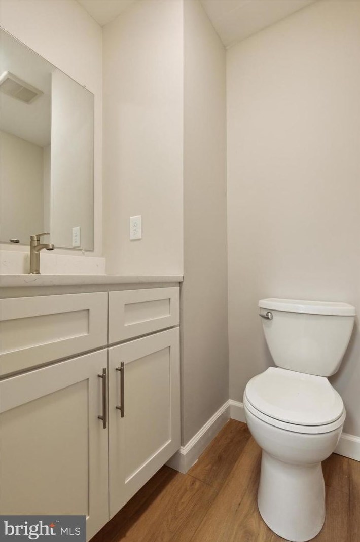 612 Mockingbird Ln, Norristown PA  19403-1916 exterior