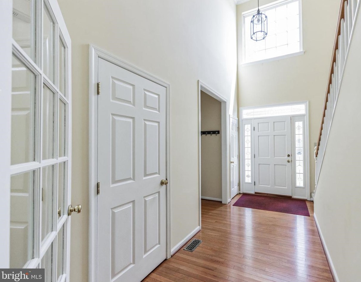 533 Creekview Dr, Harleysville PA  19438-2438 exterior