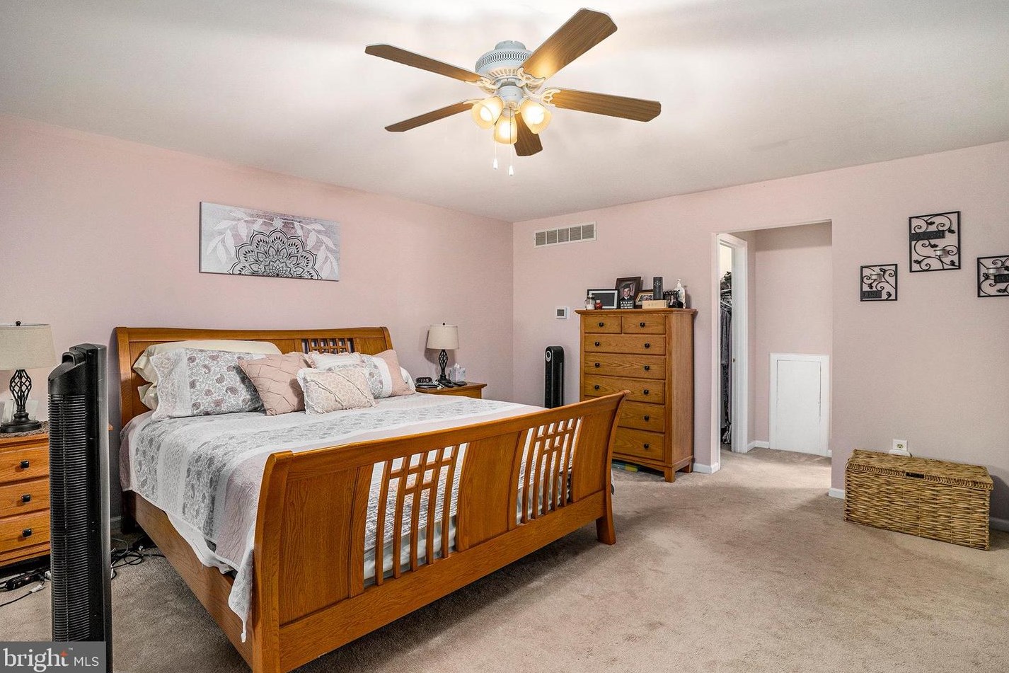 2115 Foxtail Dr, Pottstown PA  19464-2145 exterior