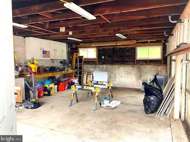 1125 Grosstown Rd, Pottstown PA  19464-6127 exterior