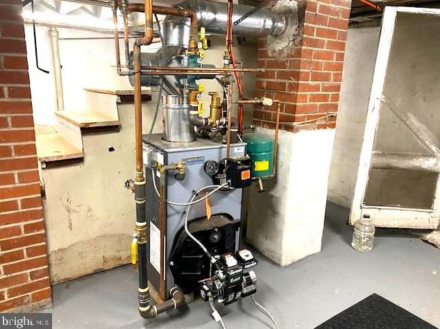 1125 Grosstown Rd, Pottstown PA  19464-6127 exterior