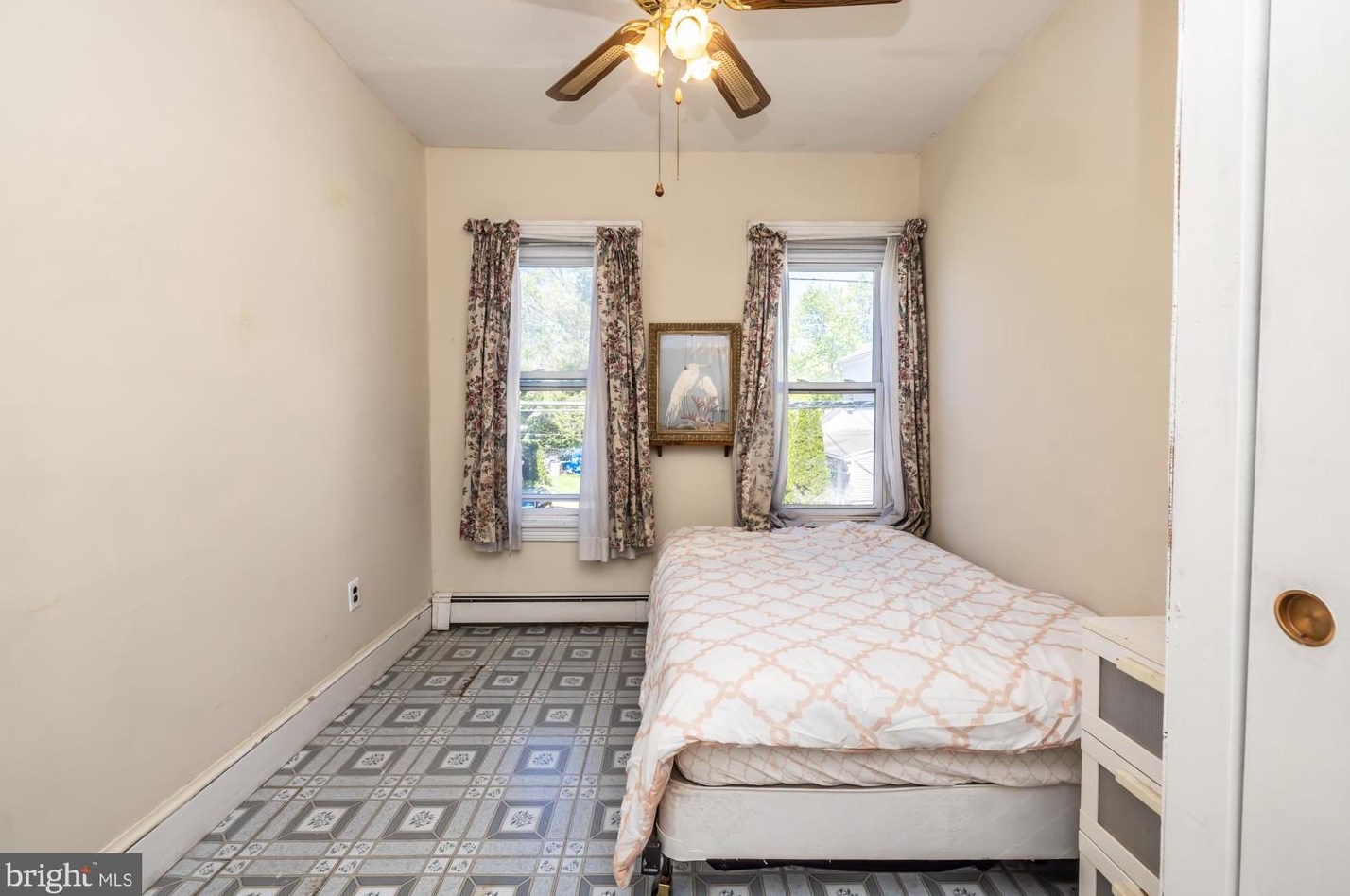 504 Glasgow St, Pottstown PA  19464-6636 exterior