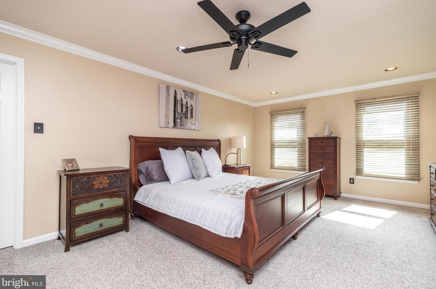 757 Castlewood Dr, Dresher PA  19025-2014 exterior