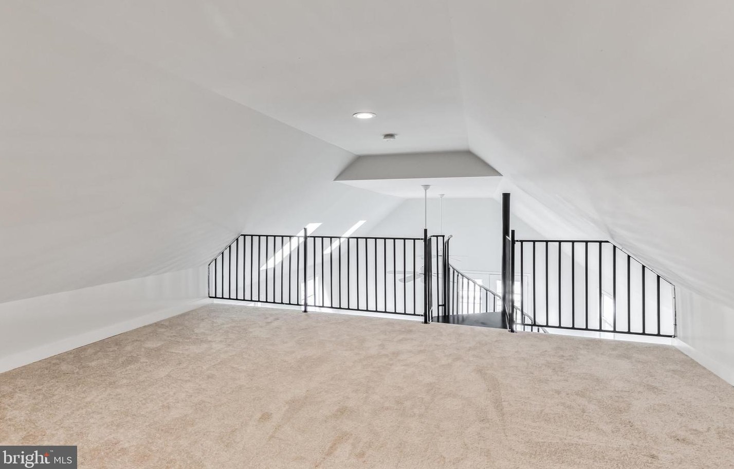 19 Chestnut St, Pottstown PA 19464-5451 exterior