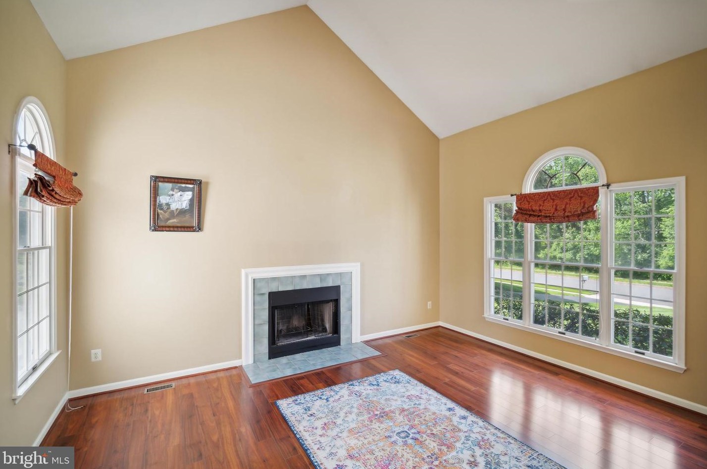 716 Castlewood Dr, Dresher PA 19025-2015 exterior