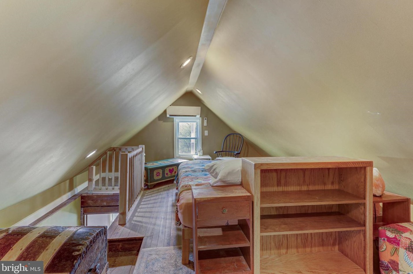 1000 Meetinghouse Rd, Prospectville PA 19002-3738 exterior