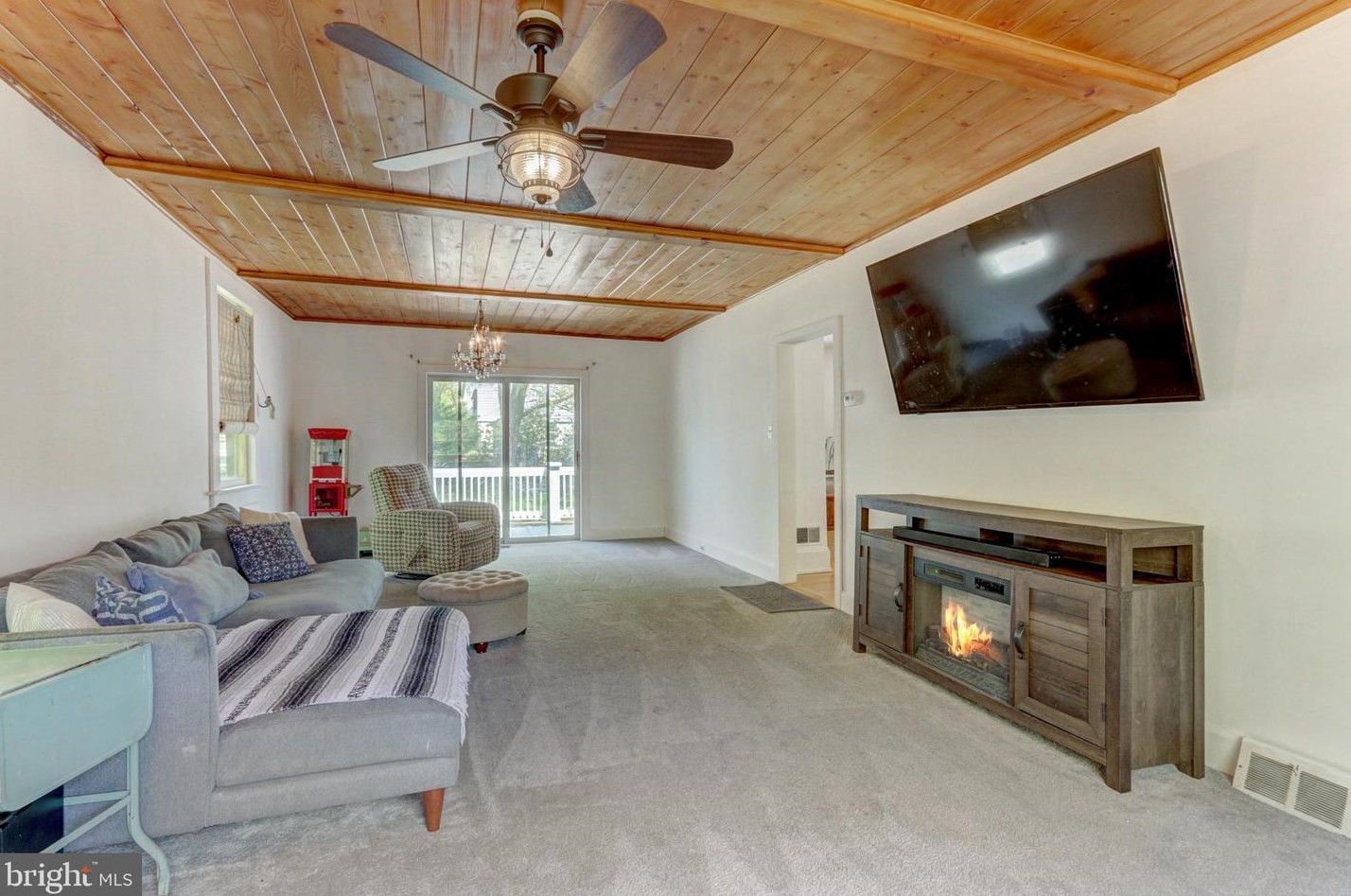 1000 Meetinghouse Rd, Prospectville PA 19002-3738 exterior