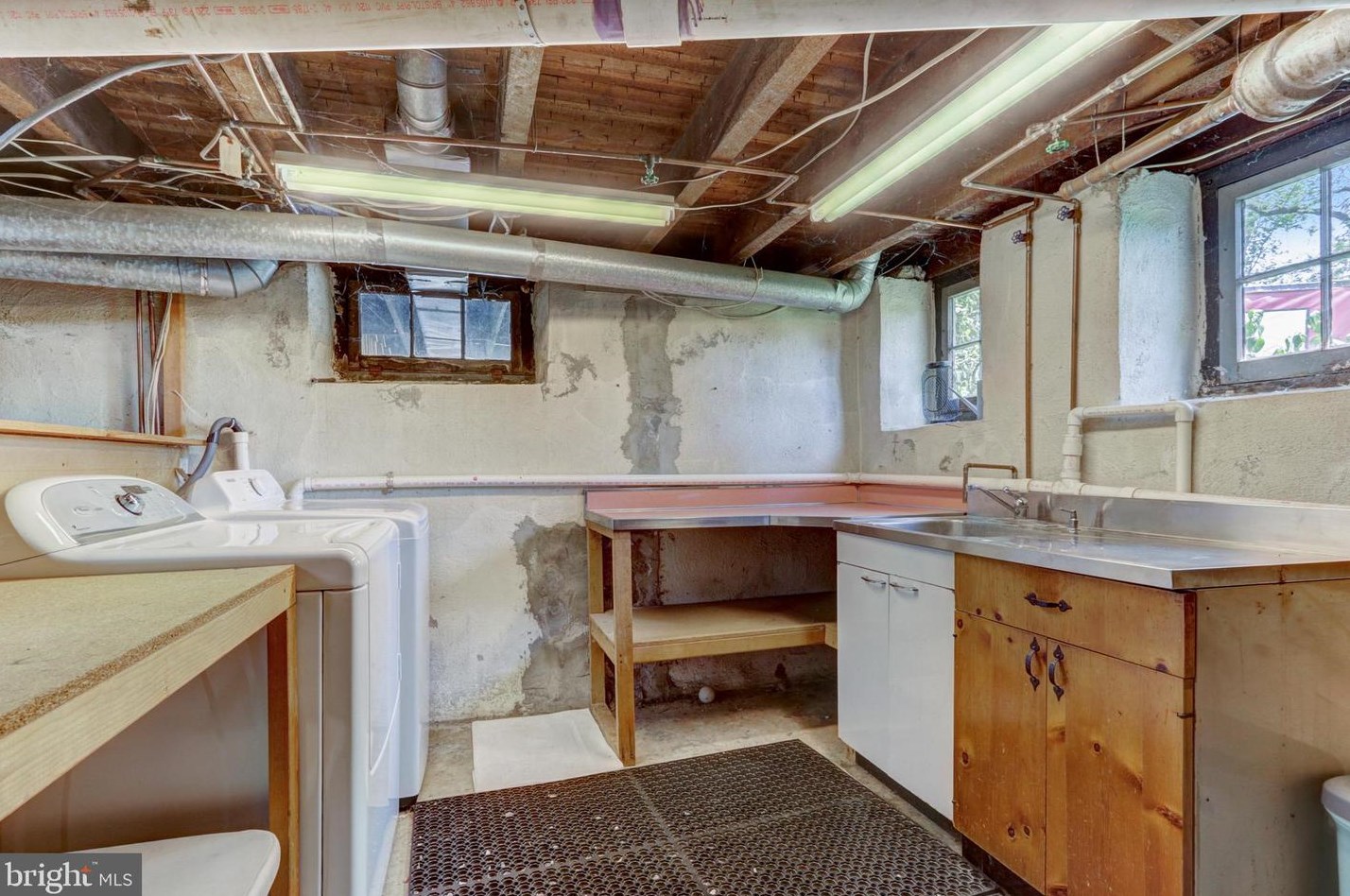 1000 Meetinghouse Rd, Prospectville PA 19002-3738 exterior