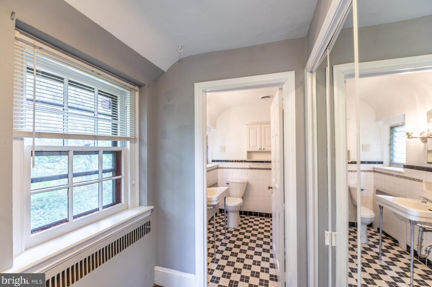 819 Pardee Ln, Wyncote PA 19095-1609 exterior