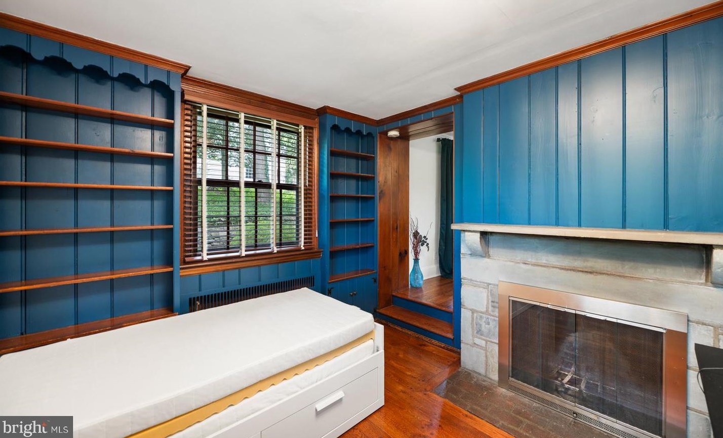 819 Pardee Ln, Wyncote PA 19095-1609 exterior