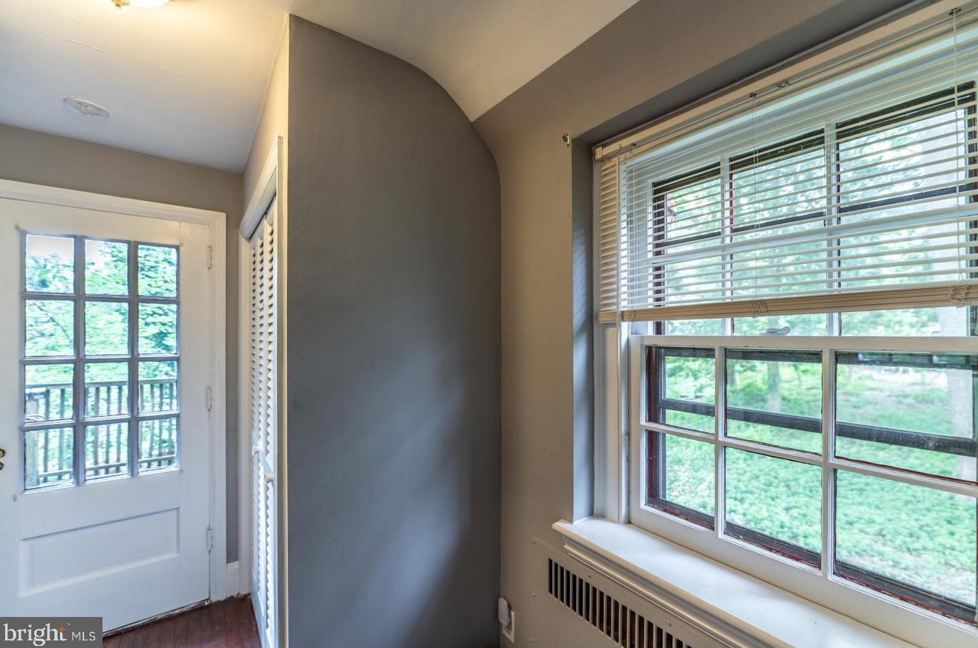 819 Pardee Ln, Wyncote PA 19095-1609 exterior