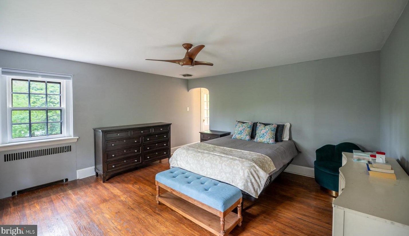 819 Pardee Ln, Wyncote PA 19095-1609 exterior