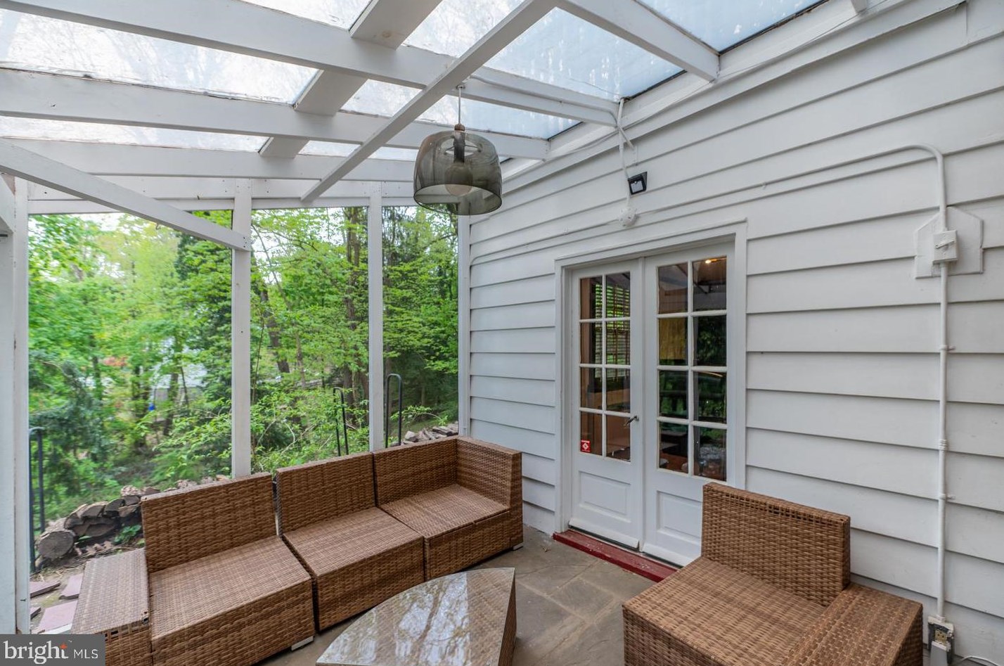 819 Pardee Ln, Wyncote PA 19095-1609 exterior