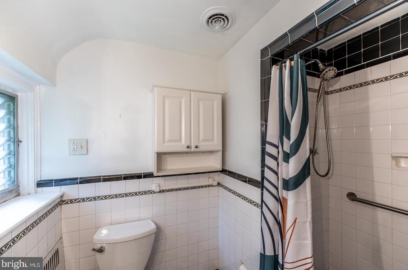 819 Pardee Ln, Wyncote PA 19095-1609 exterior