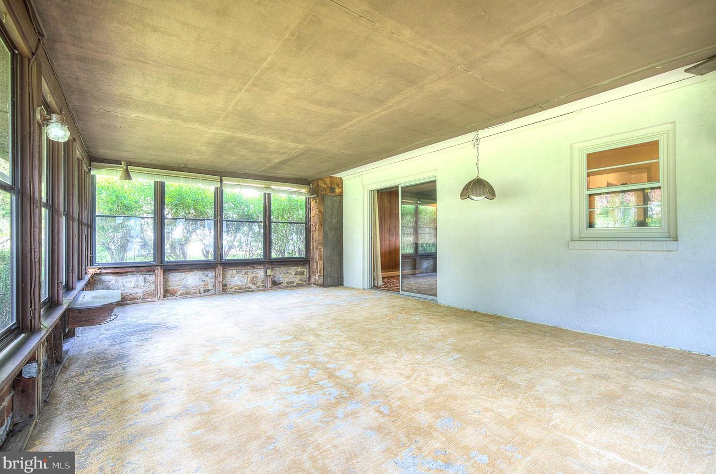 219 Hancock Rd, North Wales PA  19454-2370 exterior