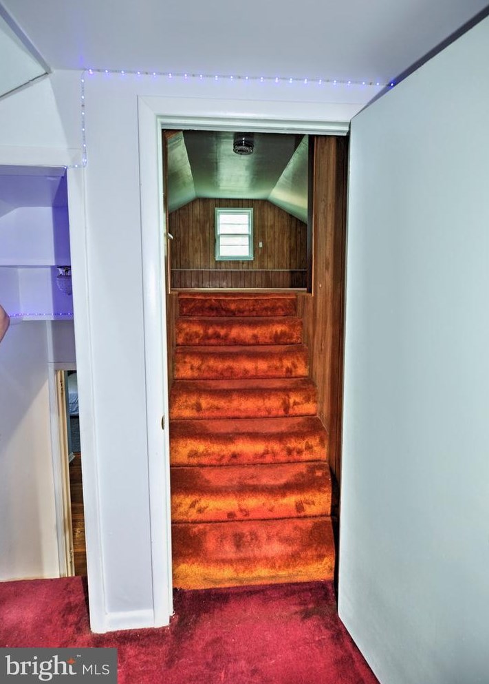 517 Barbara Dr, Norristown PA  19403-4101 exterior