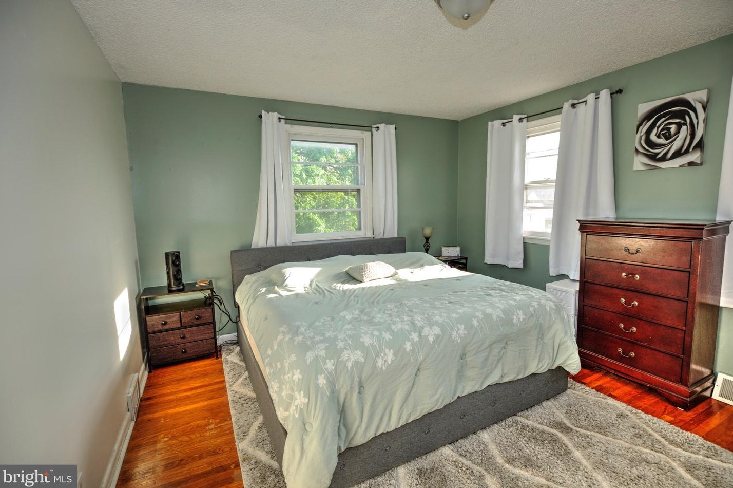 517 Barbara Dr, Norristown PA  19403-4101 exterior