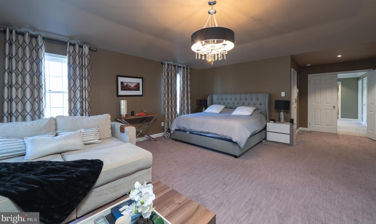 709 Abbeydale Ct, Prospectville PA 19002-1823 exterior