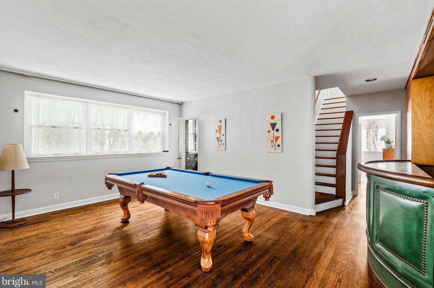 8301 High School Rd, Melrose Park PA  19027-2009 exterior